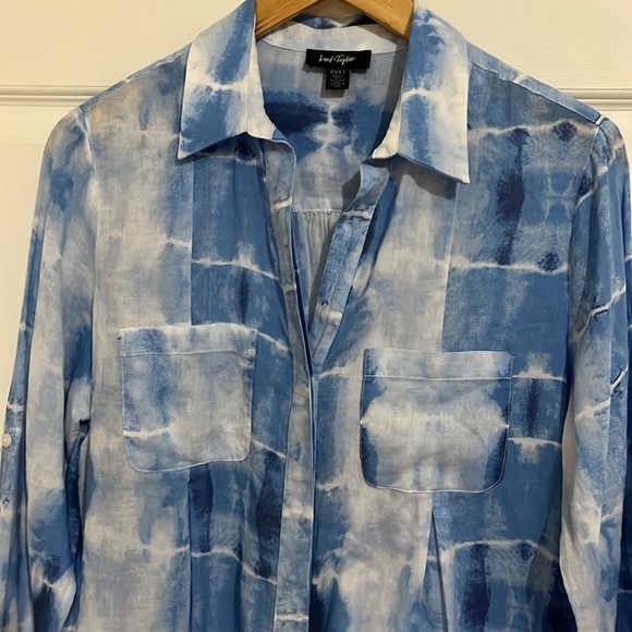 Lord & Taylor 100% Cotton Button Down Blouse‎ - Picture 4 of 5